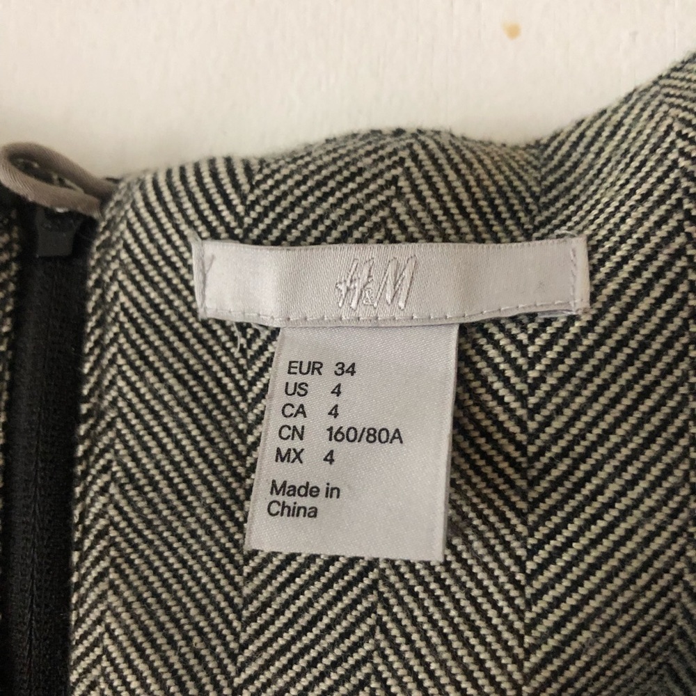 H&M black and white knee length dress